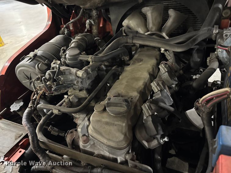 image for item DW7292 Uni Carrier MPL02A25LV forklift