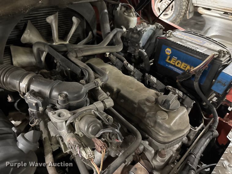 image for item DW7292 Uni Carrier MPL02A25LV forklift