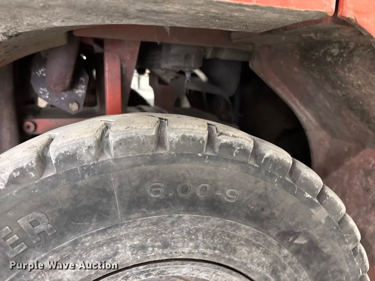 image for item DW7292 Uni Carrier MPL02A25LV forklift