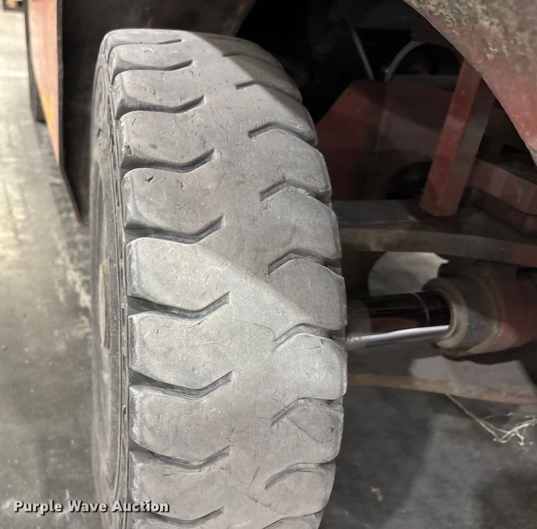 image for item DW7292 Uni Carrier MPL02A25LV forklift