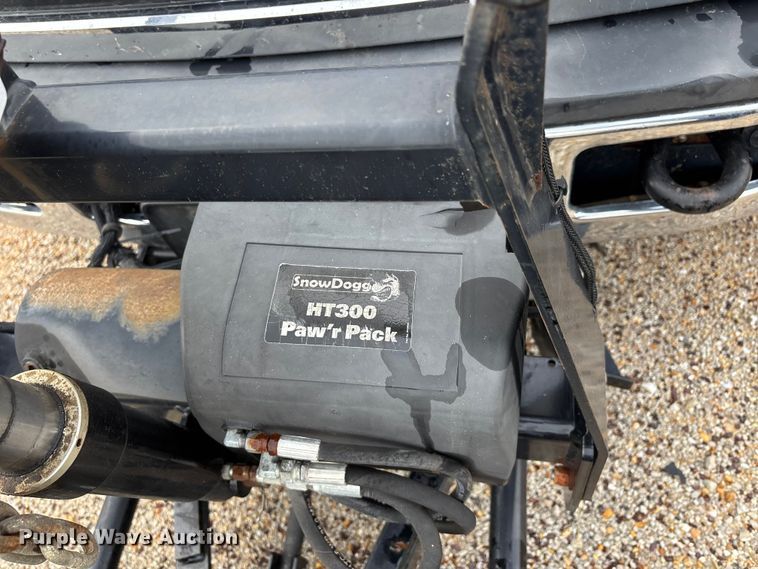 image for item DW7313 2006 Ford F450 Super Duty flatbed truck