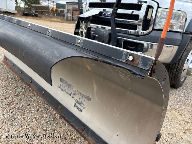 image for item DW7313 2006 Ford F450 Super Duty flatbed truck