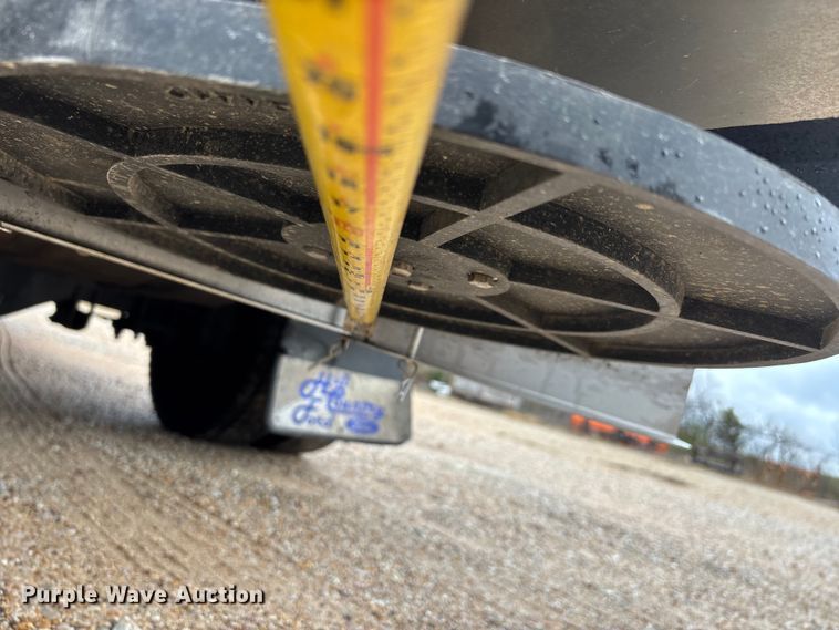 image for item DW7313 2006 Ford F450 Super Duty flatbed truck