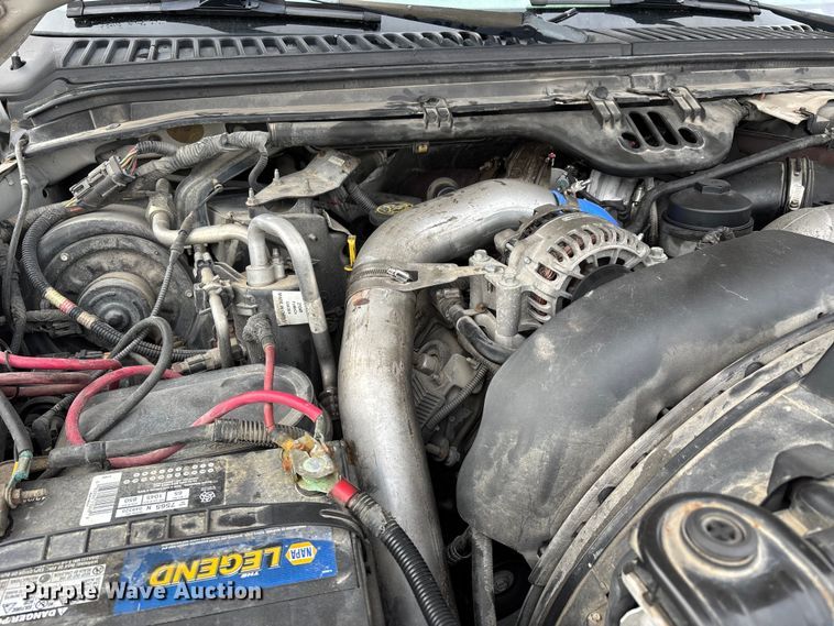 image for item DW7313 2006 Ford F450 Super Duty flatbed truck