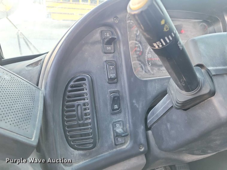 image for item DX6462 2010 Thomas Built 310TS school bus