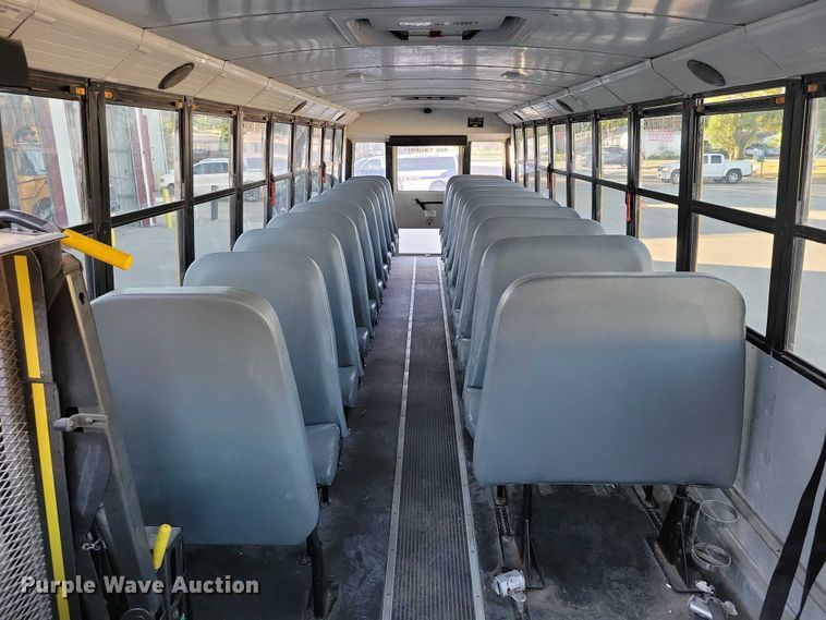 image for item DX6462 2010 Thomas Built 310TS school bus