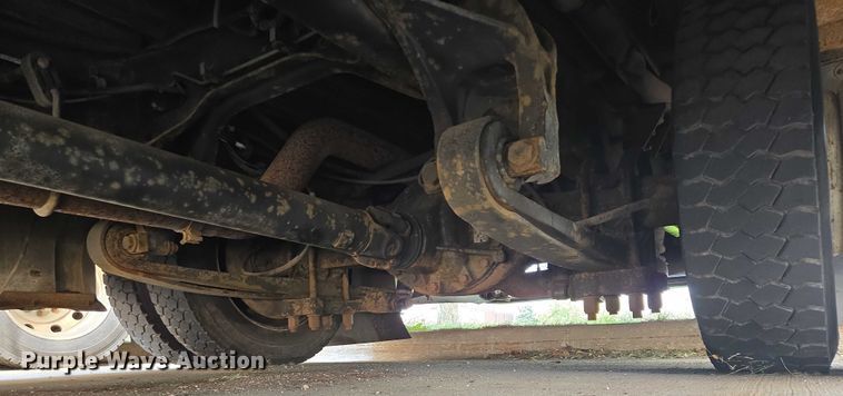 image for item DX7302 2015 IC shuttle bus