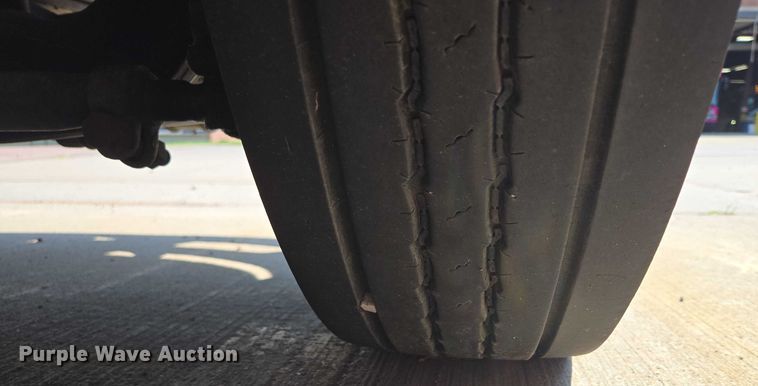 image for item DX7302 2015 IC shuttle bus