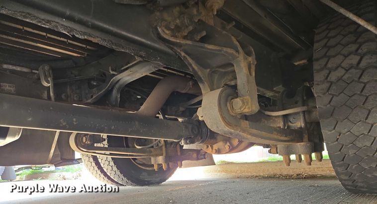 image for item DX7407 2015 IC shuttle bus