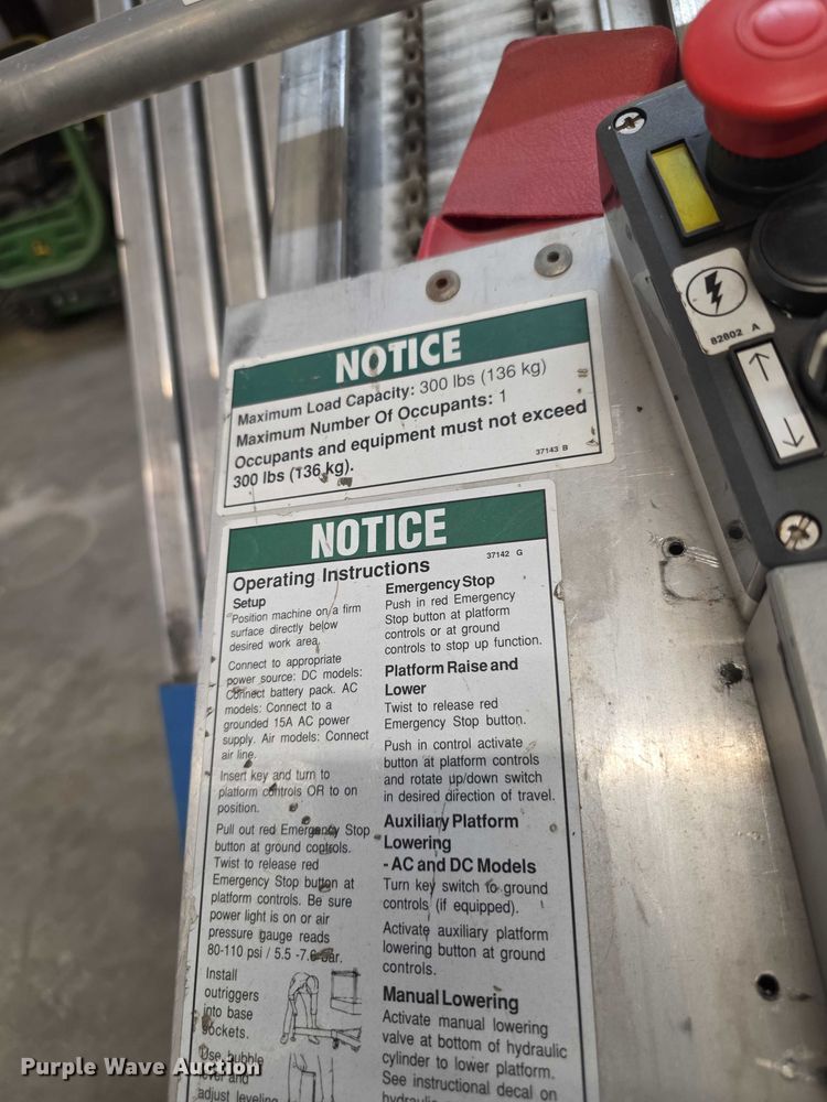 image for item DZ3490 Genie AWP-40S vertical lift