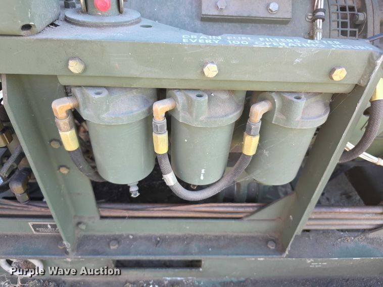 image for item DZ3572 Donaldson generator