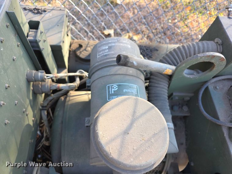 image for item DZ3572 Donaldson generator