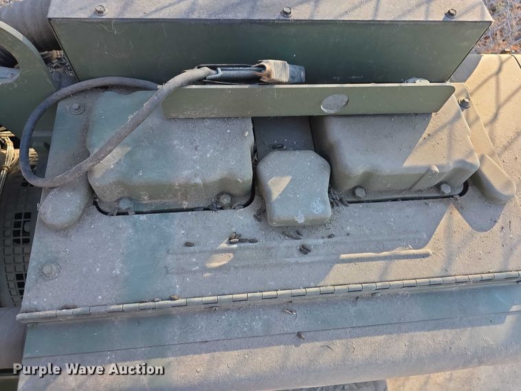 image for item DZ3572 Donaldson generator