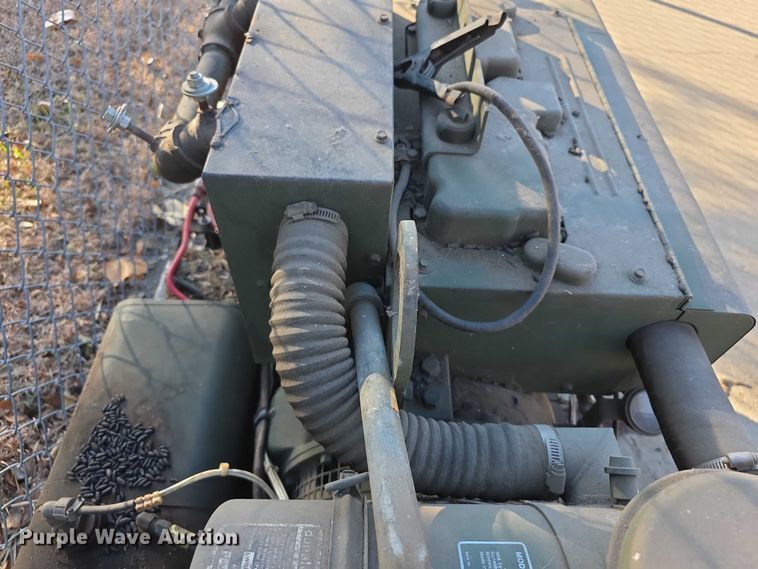 image for item DZ3572 Donaldson generator