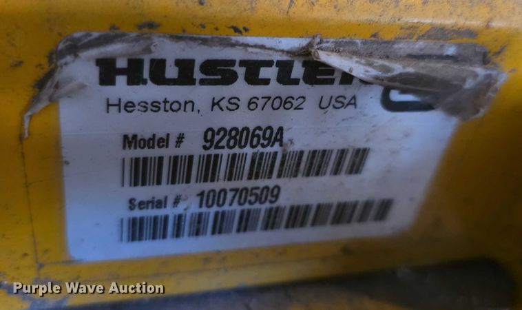image for item DZ3573 2010 Hustler Super Z  ZTR lawn mower