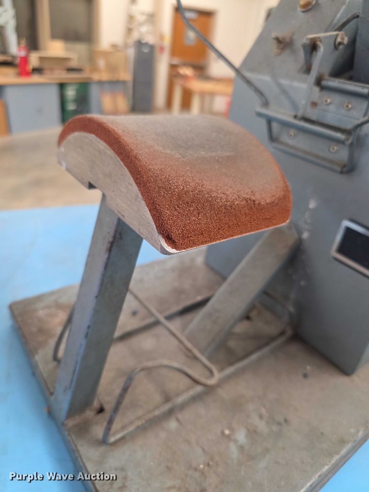 image for item DZ3577 Hix VH250  hat press