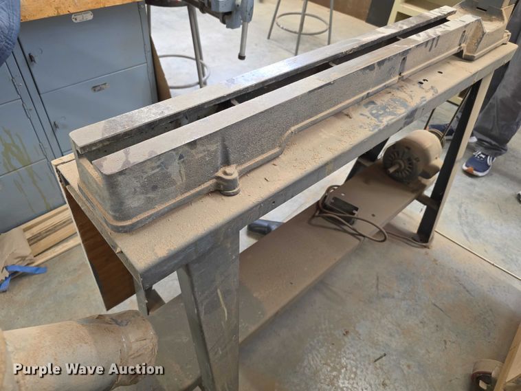 image for item DZ3579 Rockwell Delta wood lathe