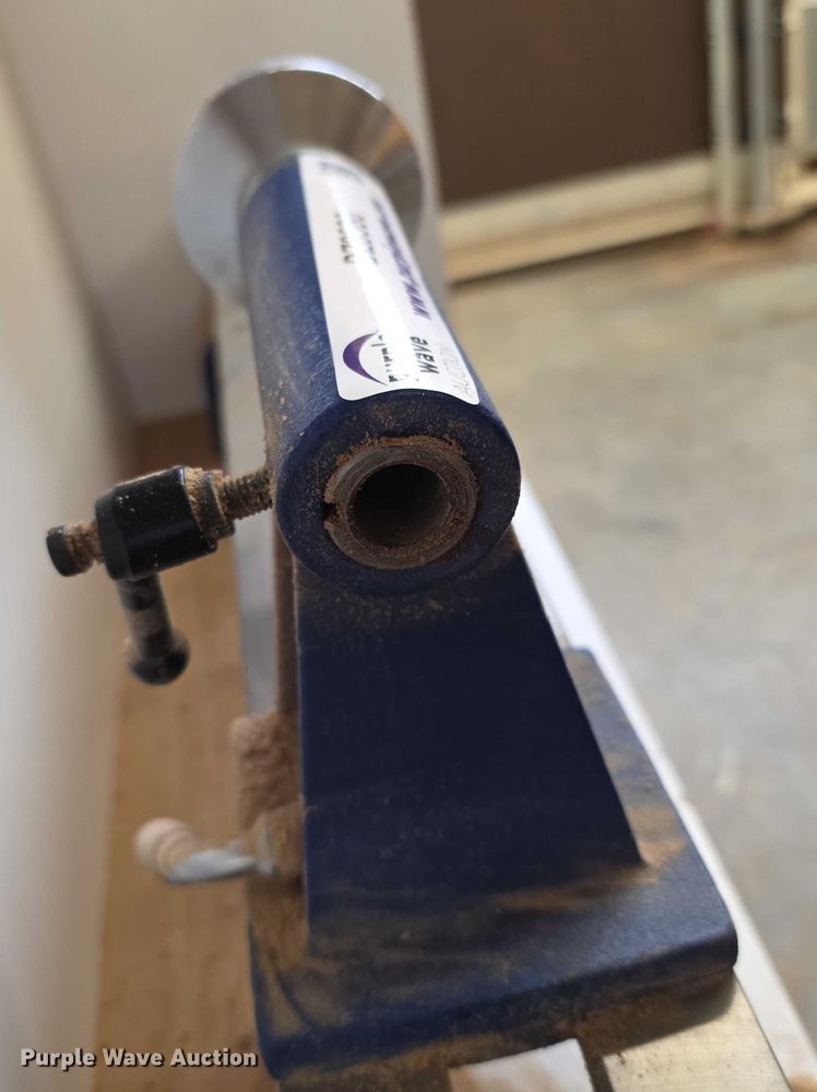 image for item DZ3580 Turner Fisch Center wood Lathe