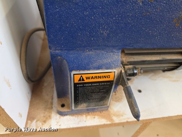 image for item DZ3580 Turner Fisch Center wood Lathe