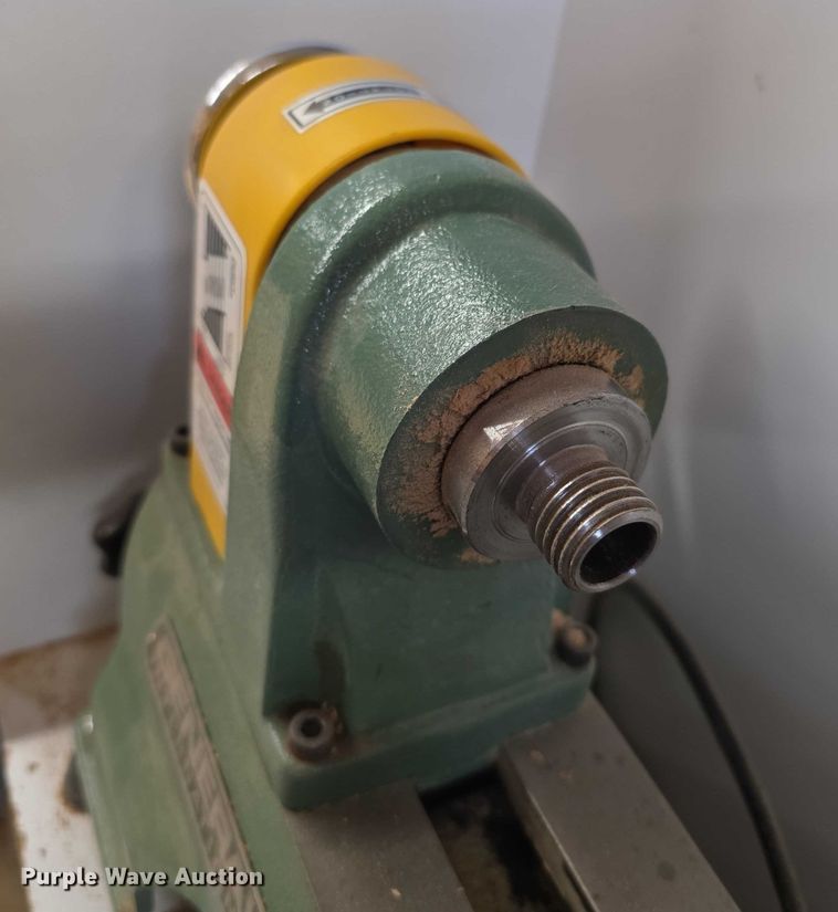 image for item DZ3581 General International Maxi wood lathe