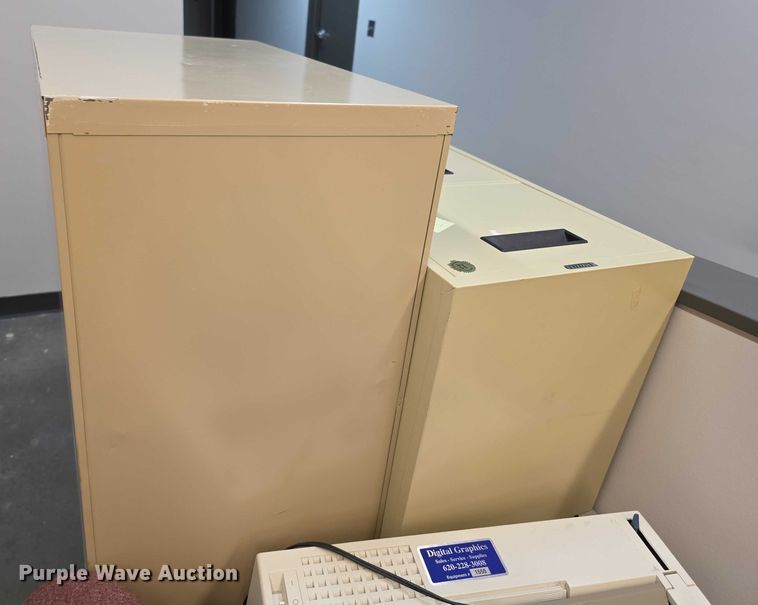 image for item DZ3618 Office equipment