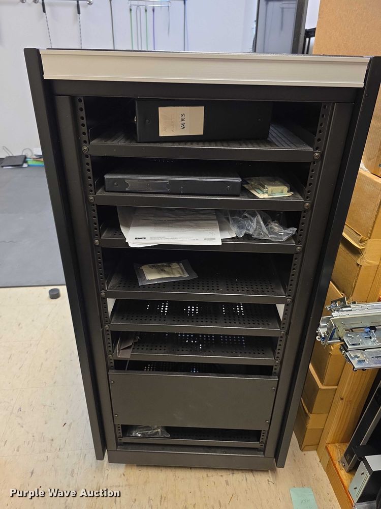 image for item DZ3620 Server rack