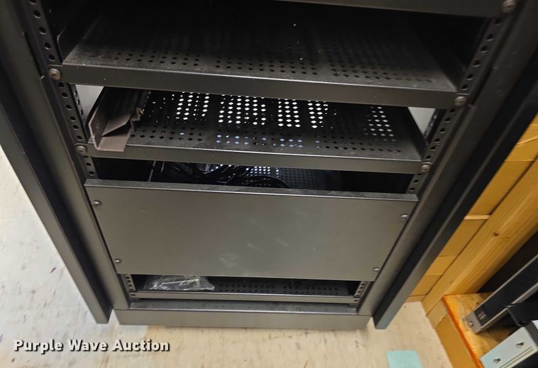 image for item DZ3620 Server rack