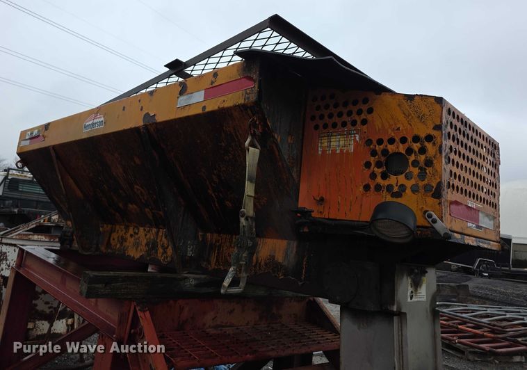 image for item DZ3629 Henderson V-box spreader