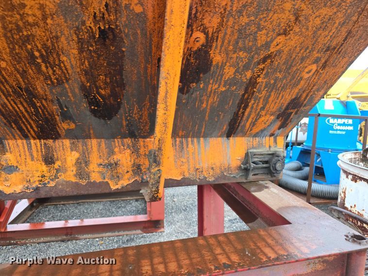 image for item DZ3629 Henderson V-box spreader