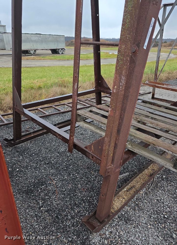 image for item DZ3632 Used oil tank