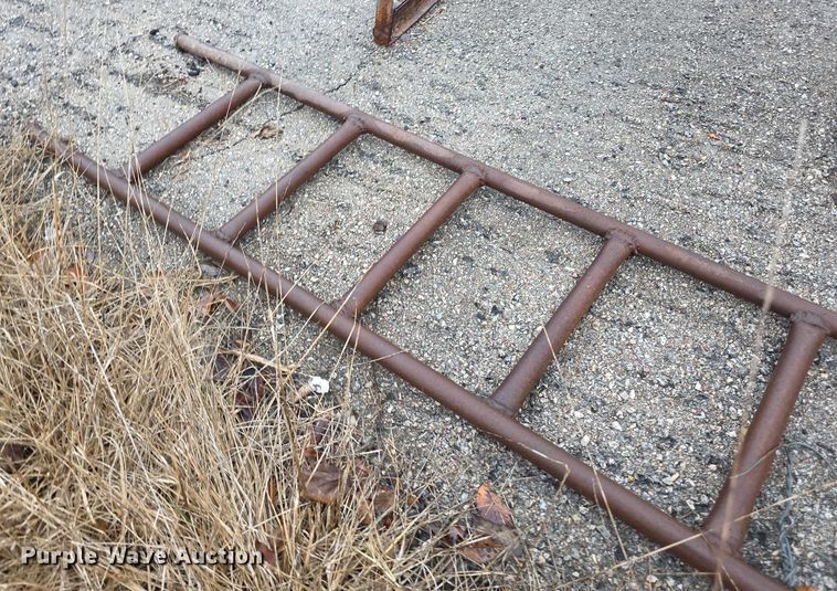 image for item DZ3632 Used oil tank