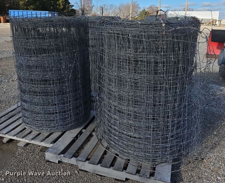 image for item DZ3635 4 x rolls used fencing (4) rolls of fencing materials