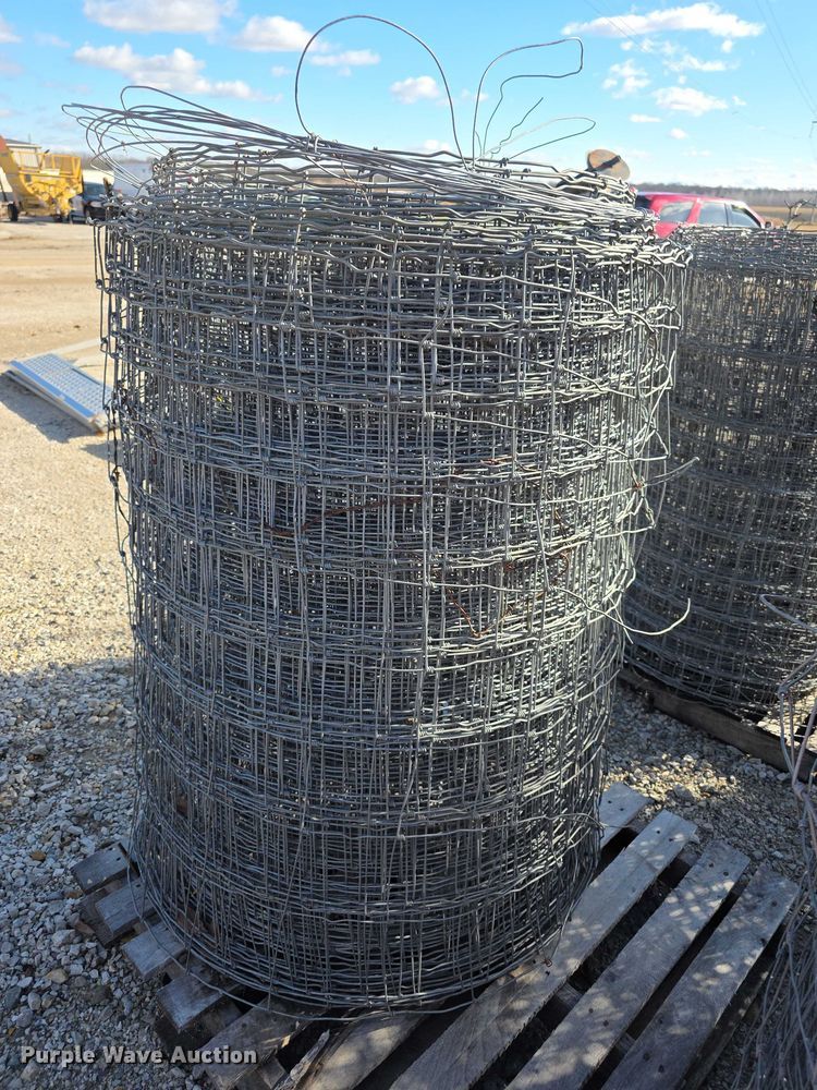 image for item DZ3635 4 x rolls used fencing (4) rolls of fencing materials