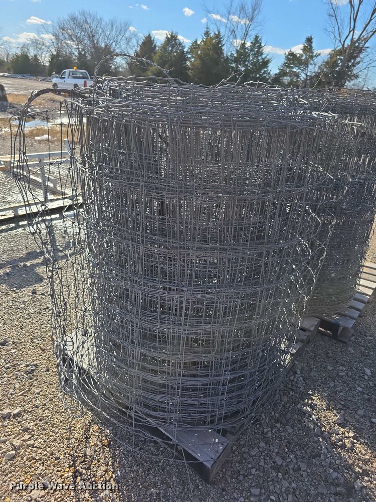 image for item DZ3635 4 x rolls used fencing (4) rolls of fencing materials