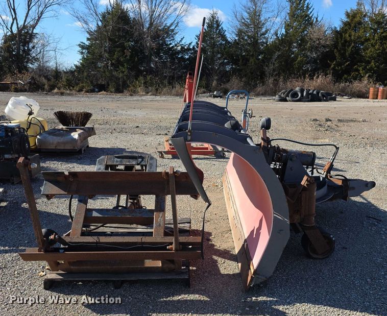 image for item DZ3638 Henke snow plow