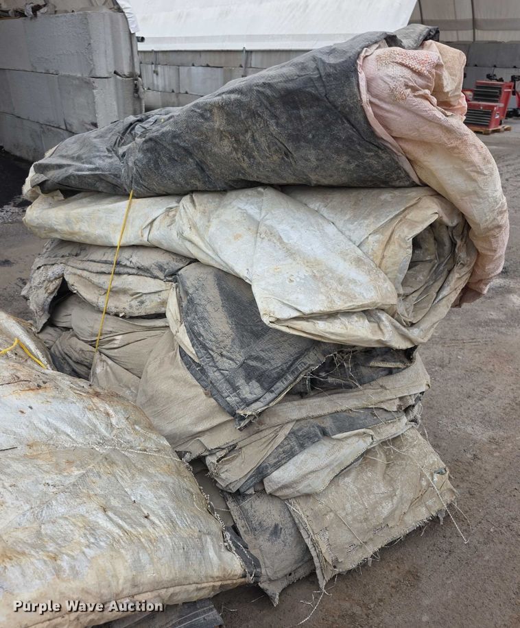 image for item DZ3645 Approximately 20 concrete blankets