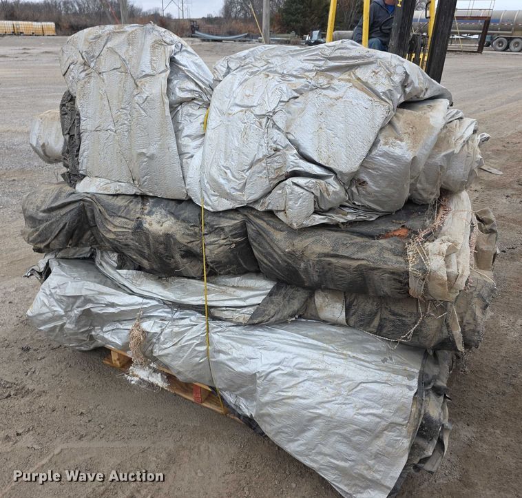 image for item DZ3645 Approximately 20 concrete blankets