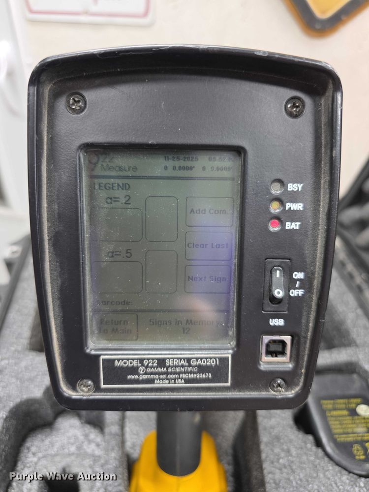 image for item DZ3652 2008 Road Vista 922 sign retroreflectormeter