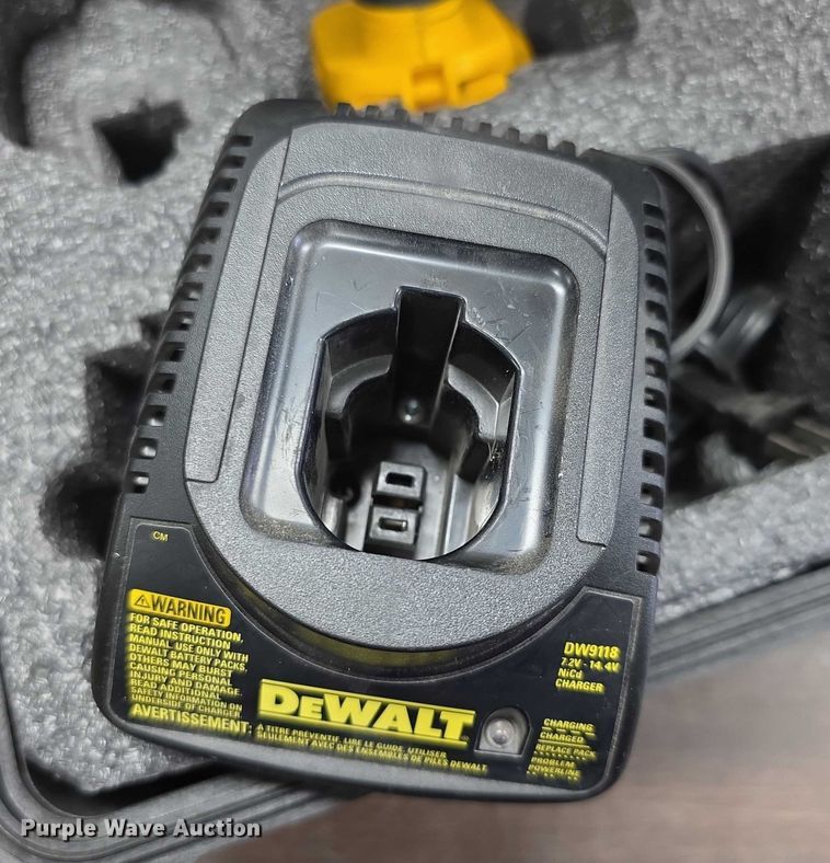 image for item DZ3652 2008 Road Vista 922 sign retroreflectormeter