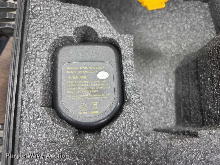 image for item DZ3652 2008 Road Vista 922 sign retroreflectormeter