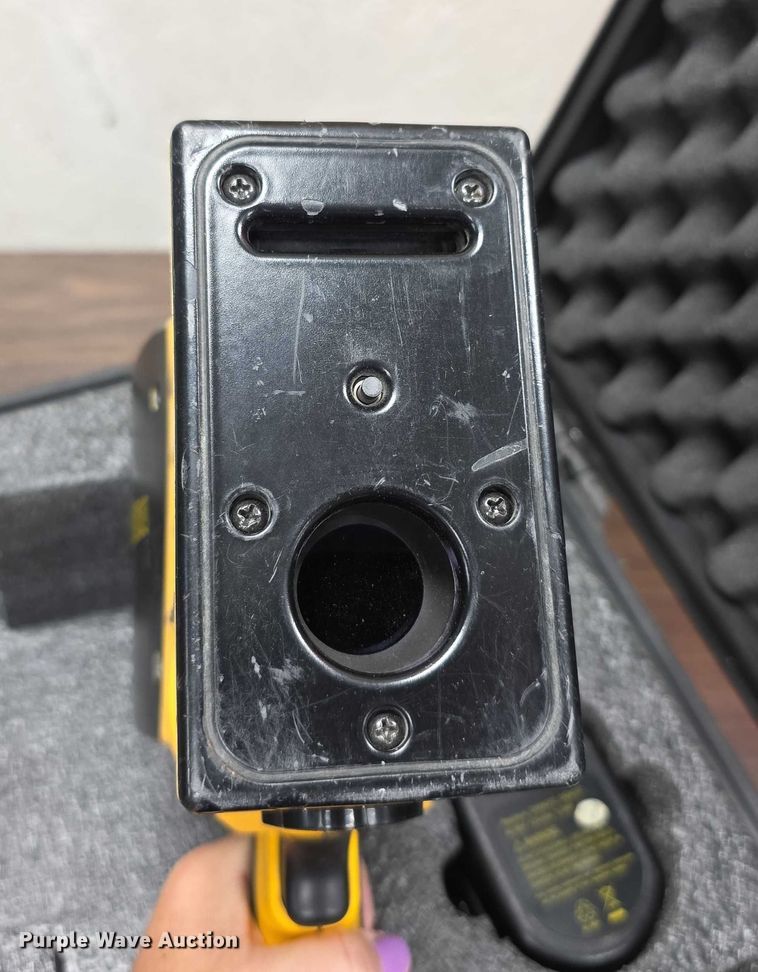 image for item DZ3652 2008 Road Vista 922 sign retroreflectormeter