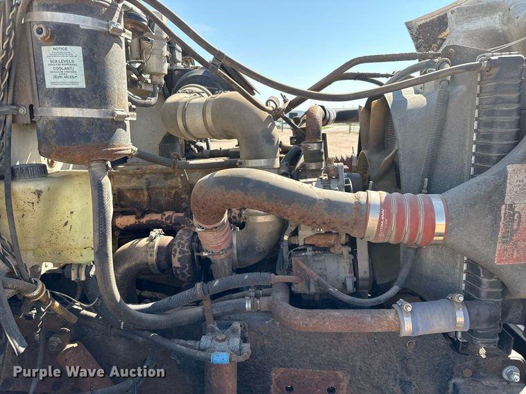 image for item DZ8762 2000 Peterbilt 330 dump truck