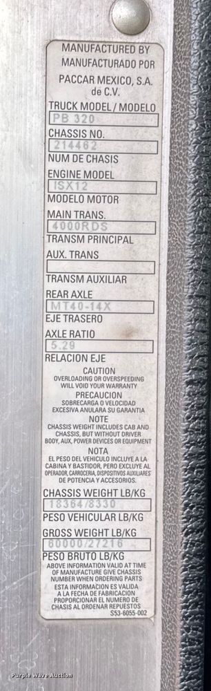 image for item EA1932 2014 Peterbilt 320 refuse truck