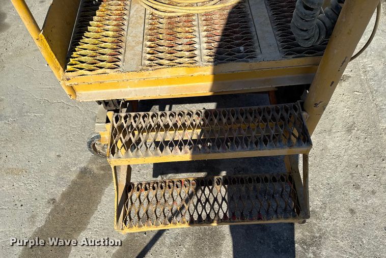 image for item EA2052 Ballymore Company HSL 120 Special scissor lift