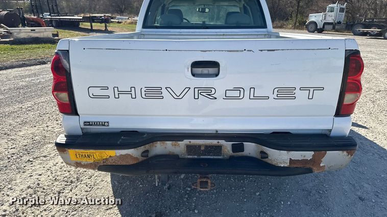image for item EA2053 2006 Chevrolet Silverado 1500 Ext. Cab pickup truck