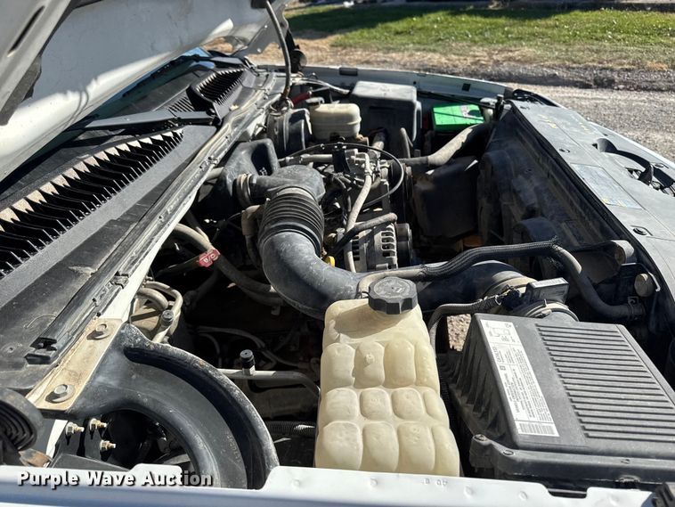 image for item EA2053 2006 Chevrolet Silverado 1500 Ext. Cab pickup truck