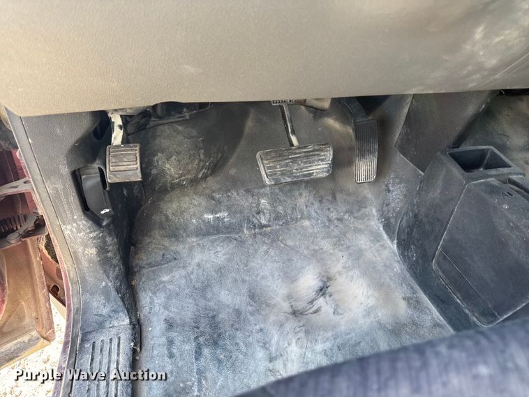 image for item EA2054 2013 Chevrolet Silverado 1500 Ext. Cab pickup truck