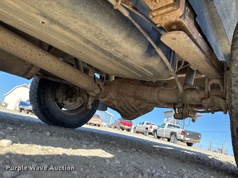 image for item EA2055 2009 Chevrolet Silverado 2500HD pickup truck