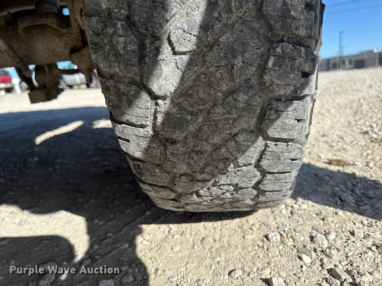 image for item EA2055 2009 Chevrolet Silverado 2500HD pickup truck