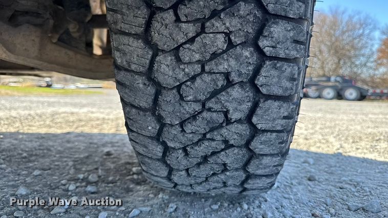 image for item EA2055 2009 Chevrolet Silverado 2500HD pickup truck